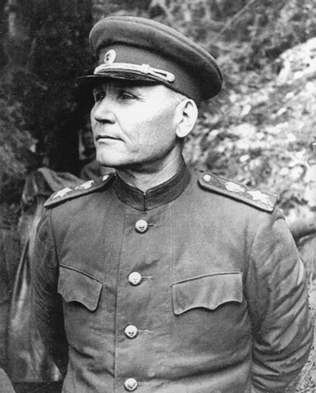 اهم الجنرالات العسكريين الذين شكلوا مسار الحرب العالمية الثانية - Ivan konev