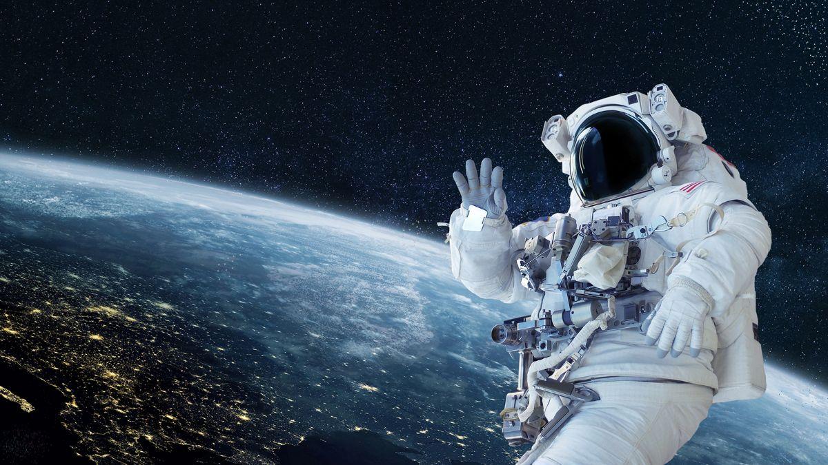 هل حذرت ناسا رواد الفضاء الذكور من ممارسة العادة السرية في الفضاء؟