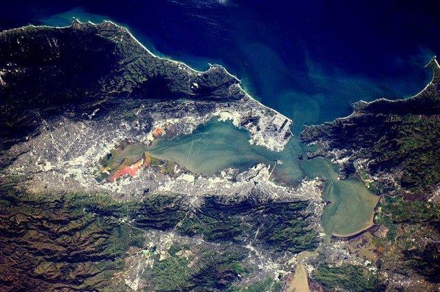 صورة التقطها أندريه من محطة الفضاء الدولية لسان فرانسيسكو