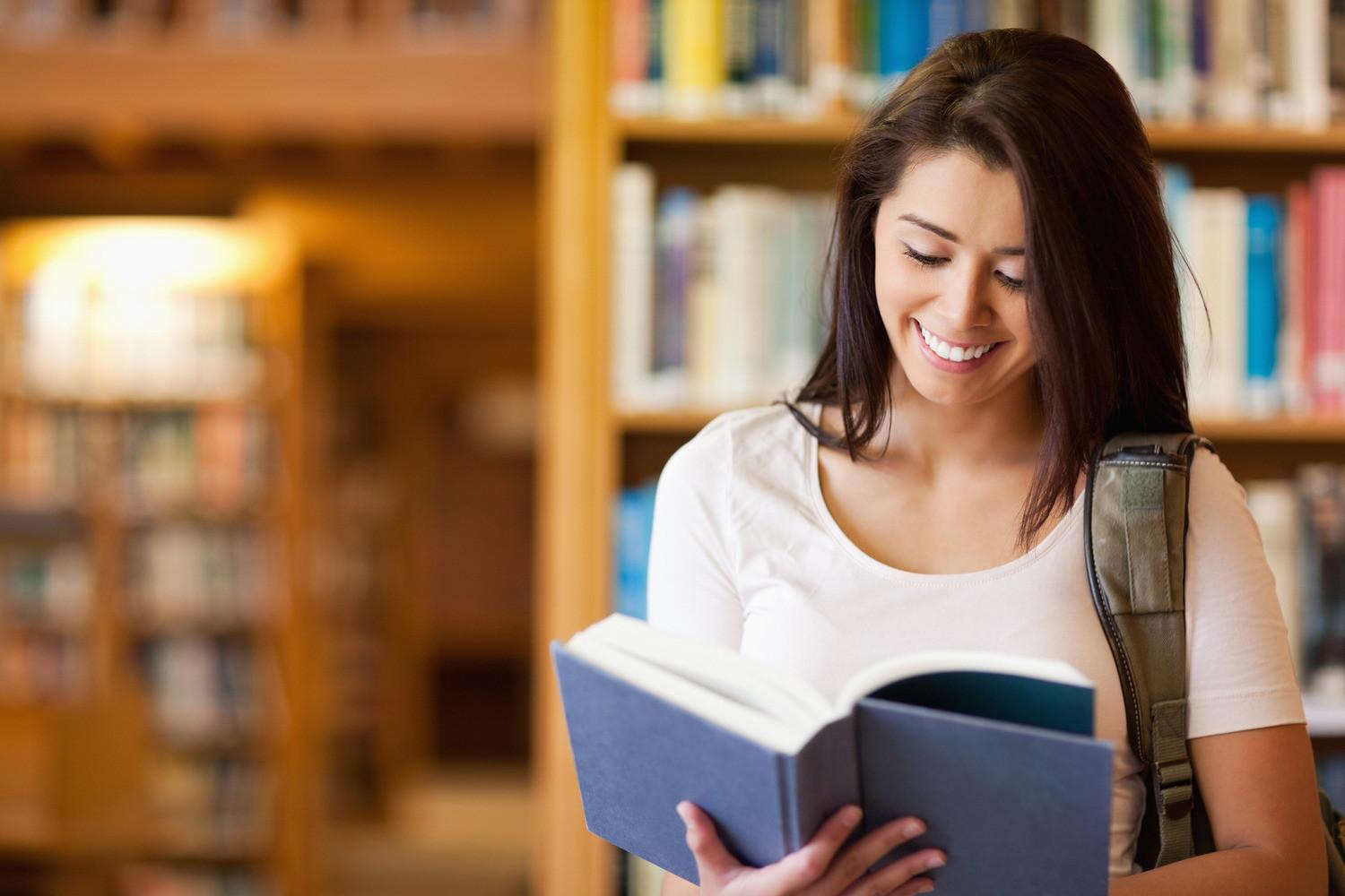 فوائد القراءة للطلاب ... سبعة أسباب هامة ستقنعك بـ اهمية القراءة للطلاب