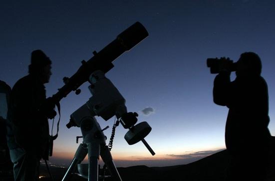 astronomy-1 - كورسات مجانية في علم الفلك