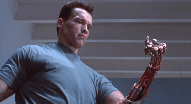 يد Terminator الروبوتية - تقنيات مبهرة تحدثت عنها أفلام