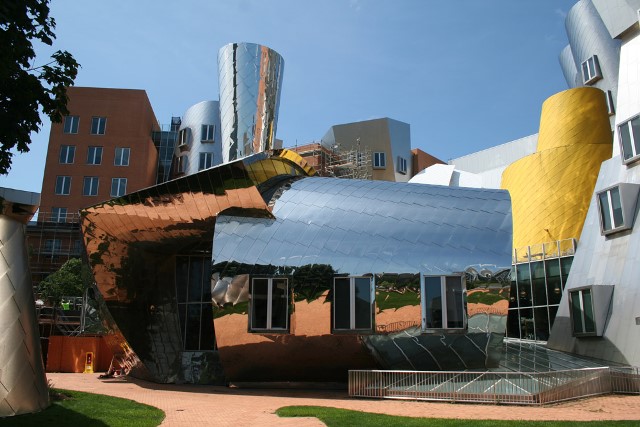 Francois Soulignac Massachusetts Institute of Technology MIT Cambridge 004 أفضل عشر كليّات عالمياً لدراسة الفروع الهندسية للعام الدراسي 2013   2014