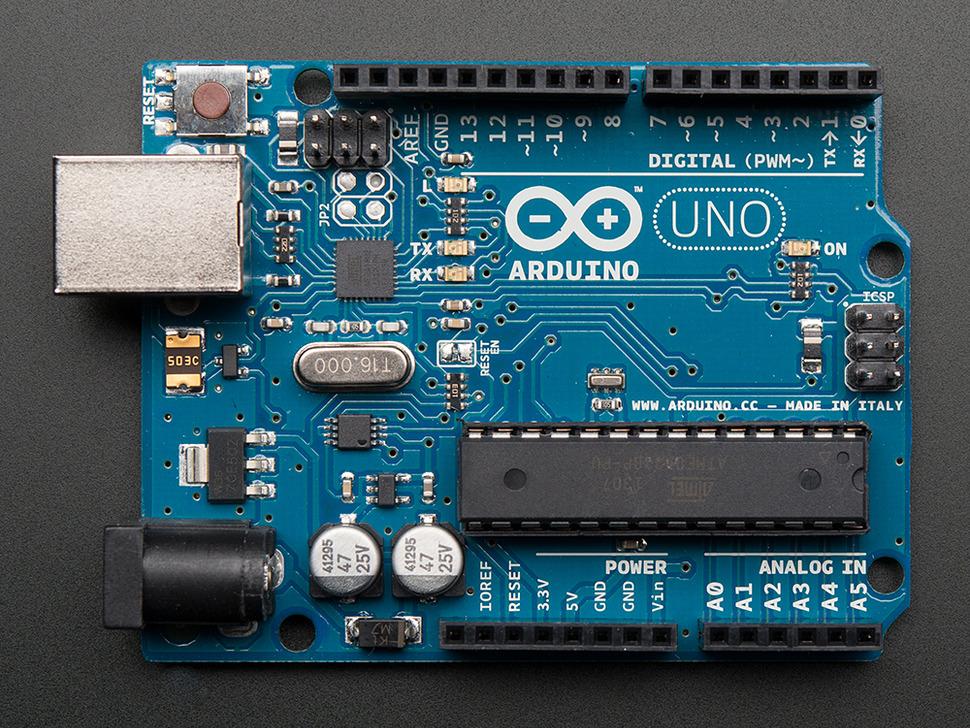 لوحة الاردوينو"Arduino"