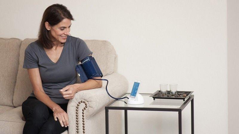 استخدام تطبيقات الصحة