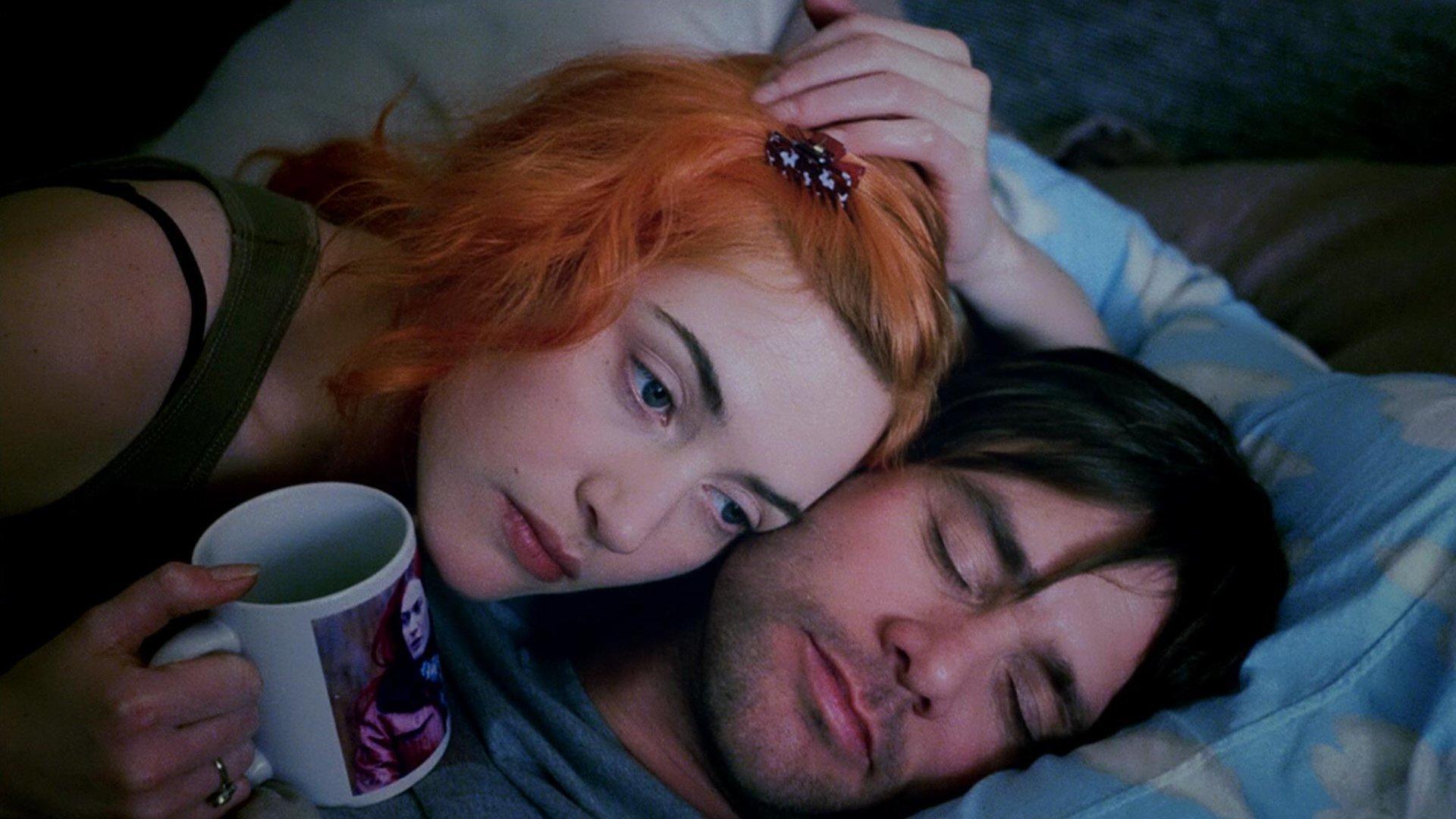 شرح فيلم Eternal Sunshine كيت وينسلت وجيم كاري