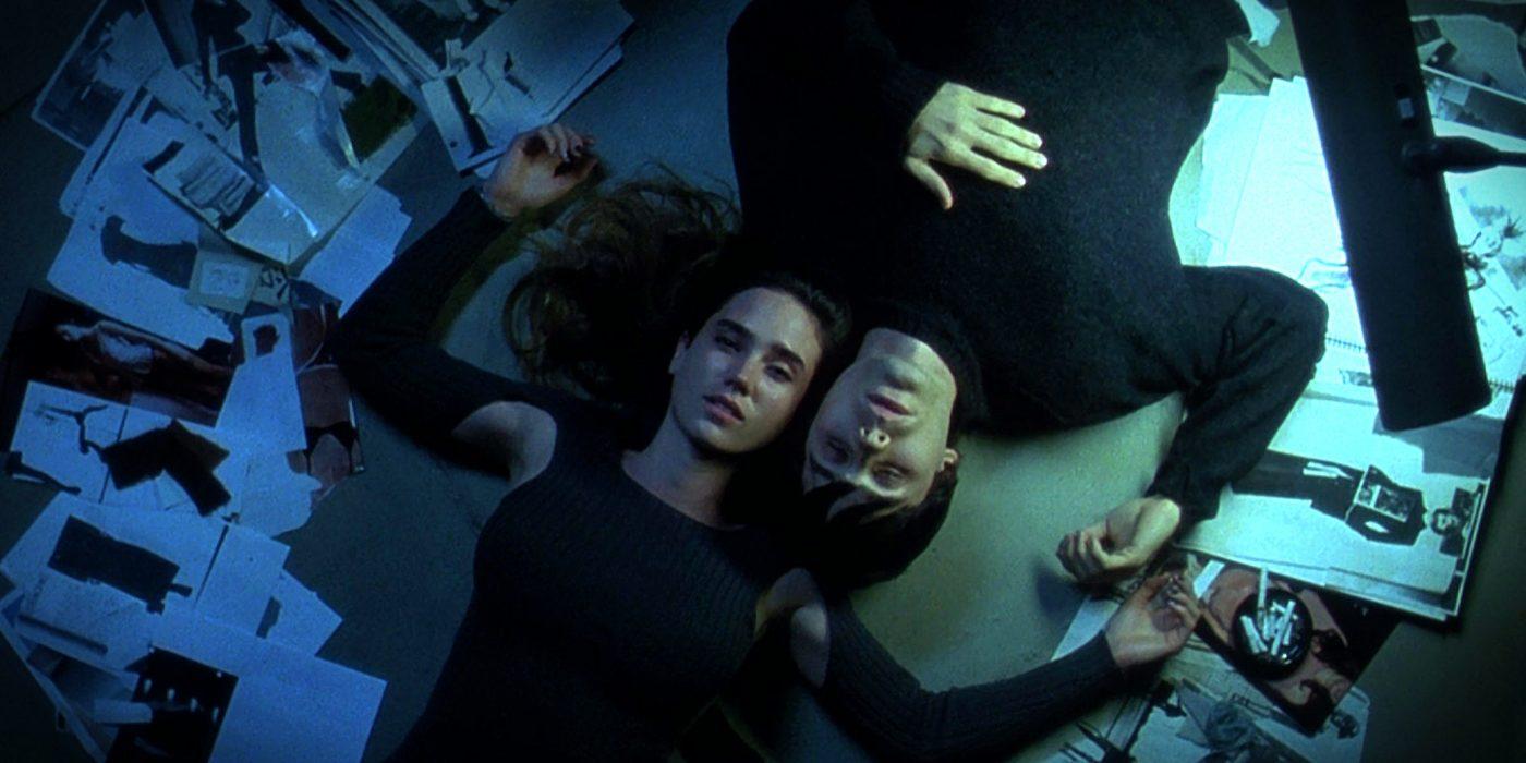 أفلام لا يمكن أن تشاهدها مرتين صورة للنجمين جينيفر كونلي وجاريد ليتو في مشهد من فيلم Requiem For a Dream