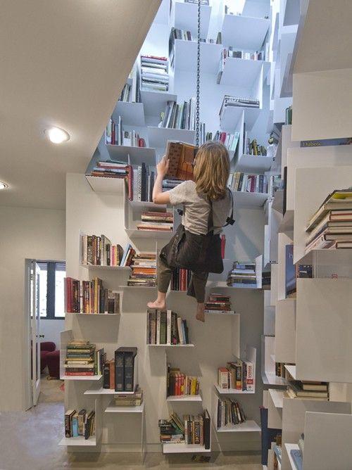 مكتبات بتصاميم غريبة 