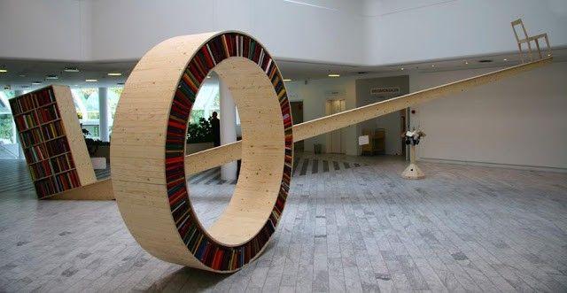 مكتبات بتصاميم غريبة 