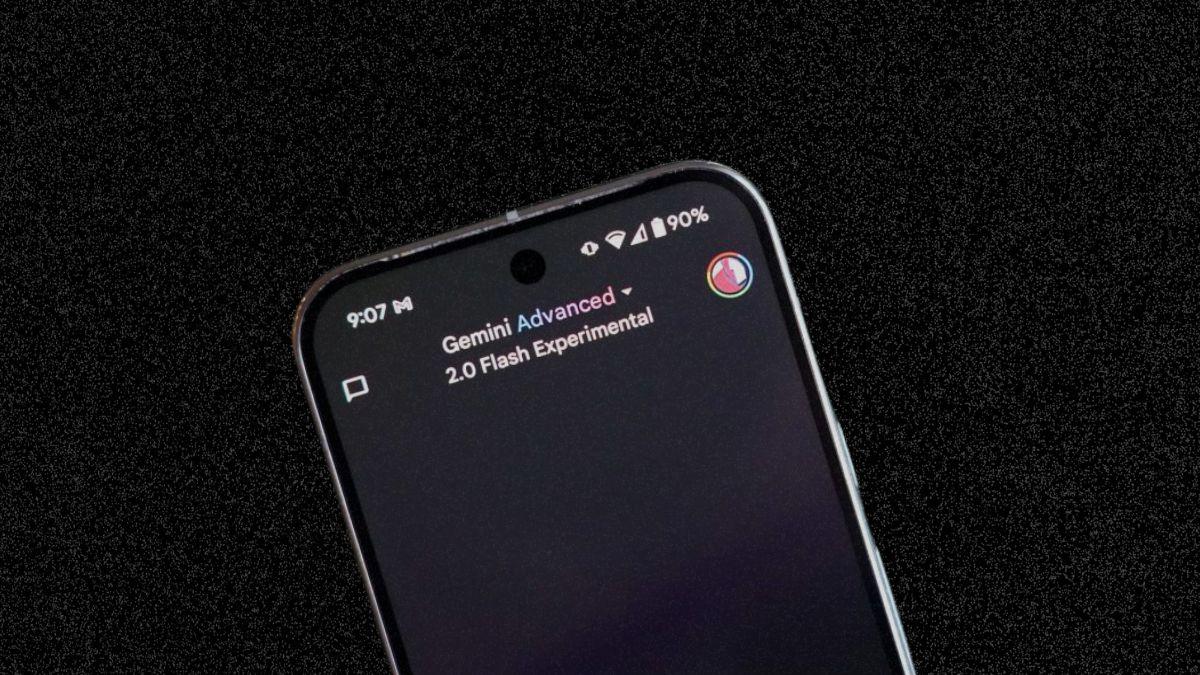 Gemini تُجدّد أسلوبها: Gemini 2.0 Flash يضفي طابعًا بشريًا… وشعار مستدير يلفت الأنظار
