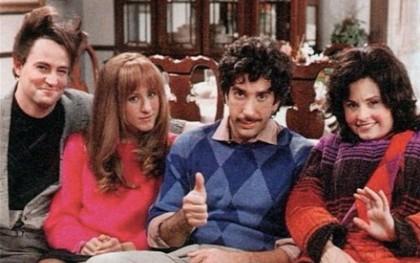 ابطال مسلسل frinds مراهقين