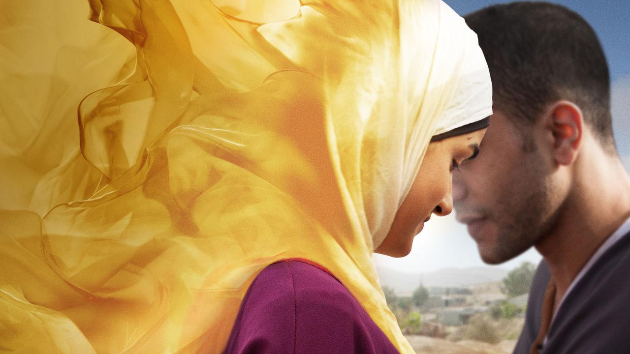 بطلة فيلم عاصفة رملية 