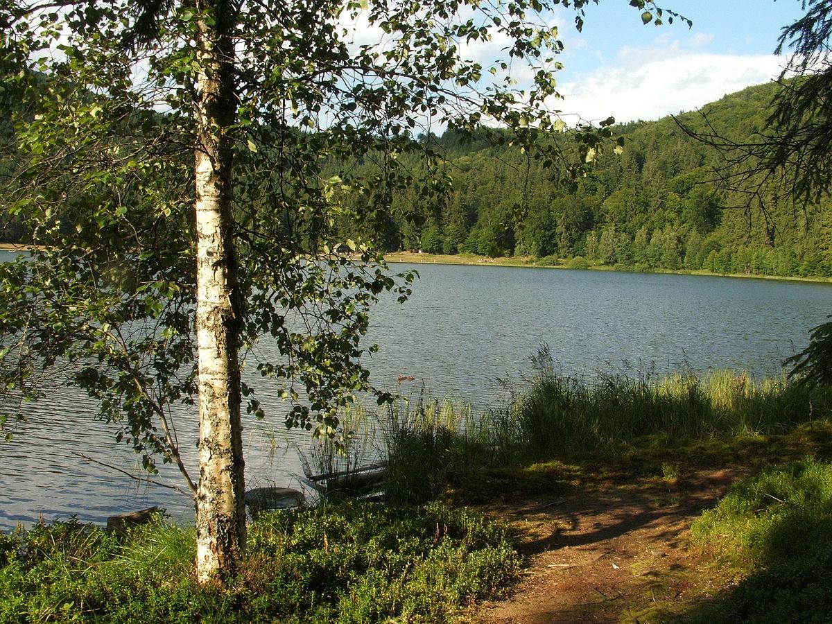 بحيرة سانت آنا (Lake St. Ana)
