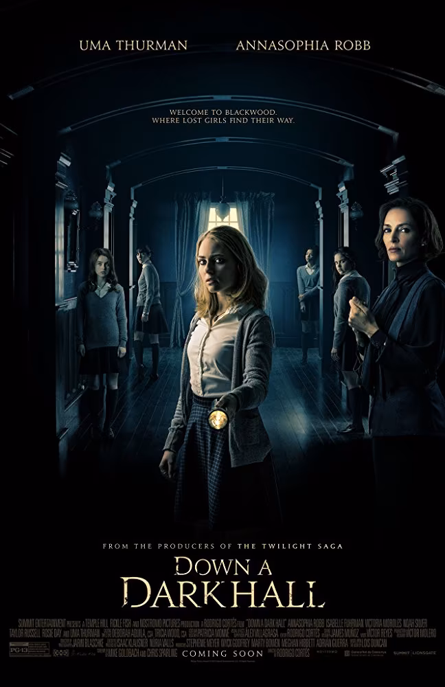 Down a Dark Hall بوستر فيلم - أفضل أفلام الرعب في 2018