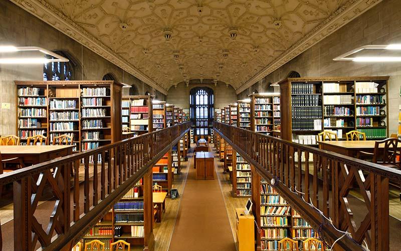 الدراسة في جامعة بريستول