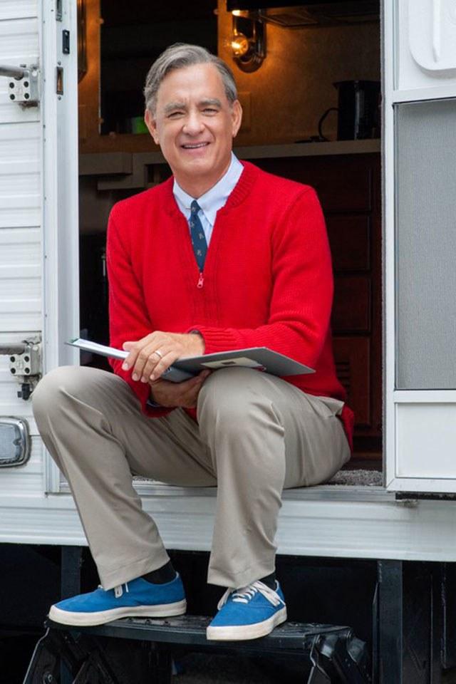 Tom Hanks في دور Fred Rogers