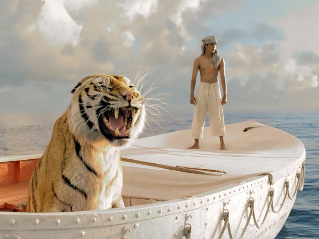 مشهد للممثل سوراج شارما من فيلم Life of Pi