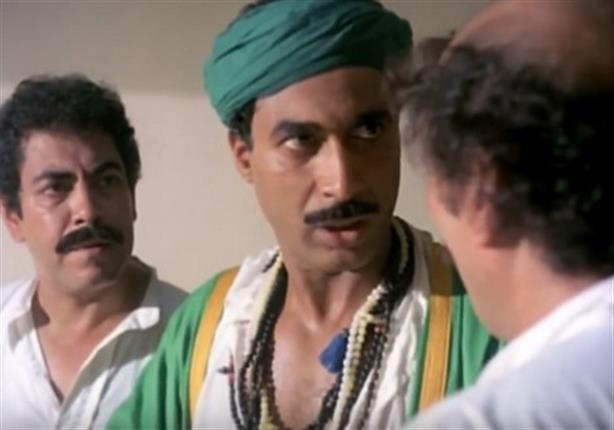 مستطاع مع البواب و كآوده مراجعة فيلم البيضة والحجر
