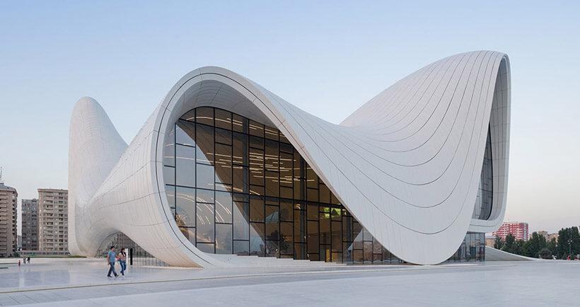 Heydar Aliyev Cultural Center - فن العمارة