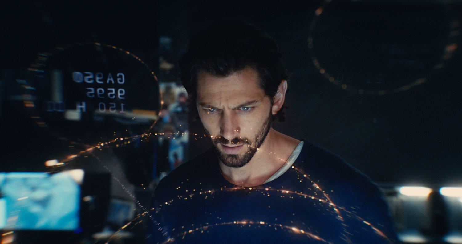 بطل فيلم 2:22