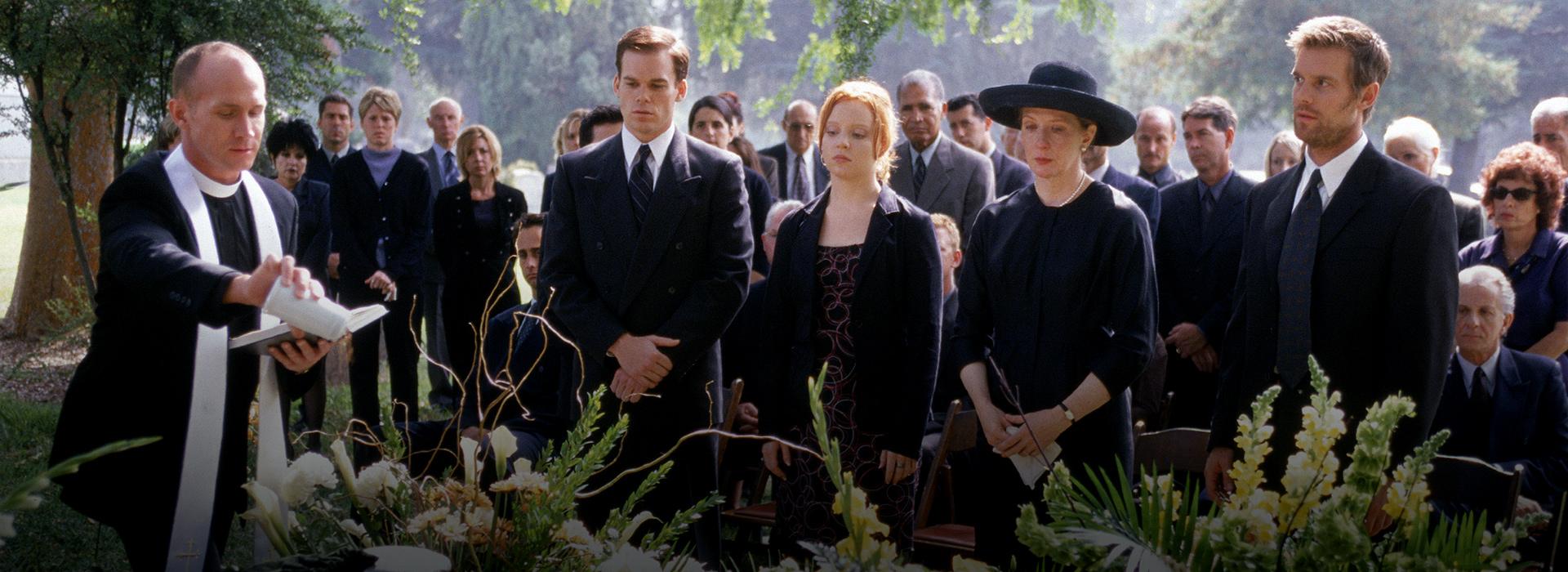 مسلسل Six Feet Under 