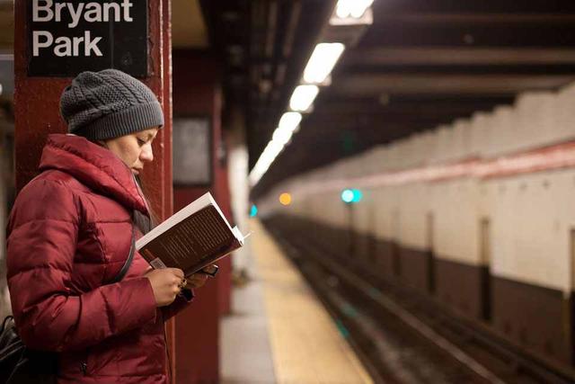 16 نصيحة لتقرأ كتباً أكثر في 2016