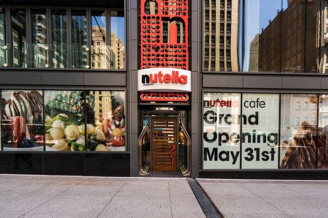 مرحى لعشاق شوكولاتة نوتيلا، افتتاح Nutella Cafe الرسمي!