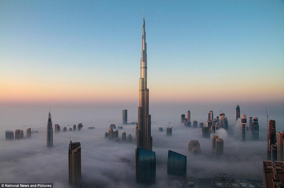 برج خليفة أحد أطول مباني في العالم