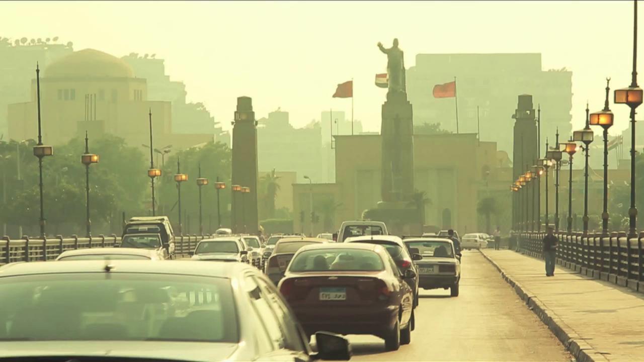 خمسة أشياء كارثية يجب ألا تفعلها .. في شوارع القاهرة ! 