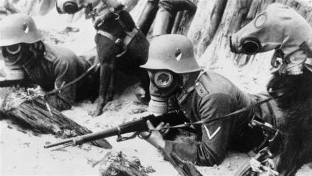 صور مُدهشة تحكي قصص ومآسي مؤلمة من الحرب العالمية الأولى !
