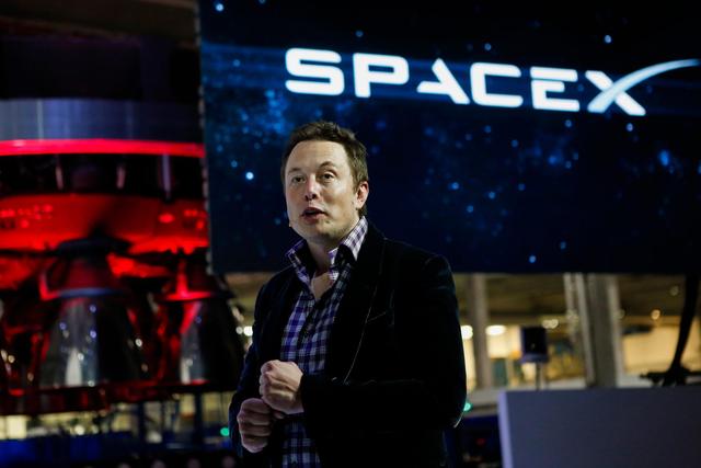 من خسارات بالمليارات إلى التحليق في السماء .. تعرف على قصة نجاح شركة SpaceX