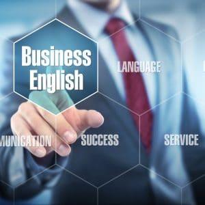Business English vs. General English: اختلافات لا بد أن تعرفها لاختيار الأنسب لك بينهما