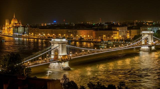 حقق حلم الدراسة في الخارج… كل ما تود معرفته عن الدراسة في المجر