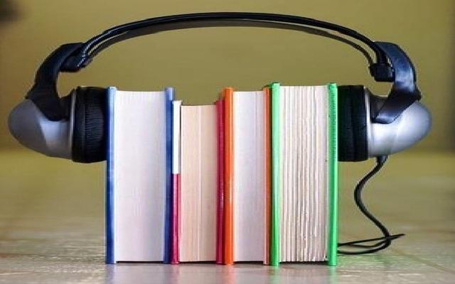 تجنب الخروج من المنزل: مجموعة قنوات يوتيوب للاستماع للكتب الصوتية مجانًا