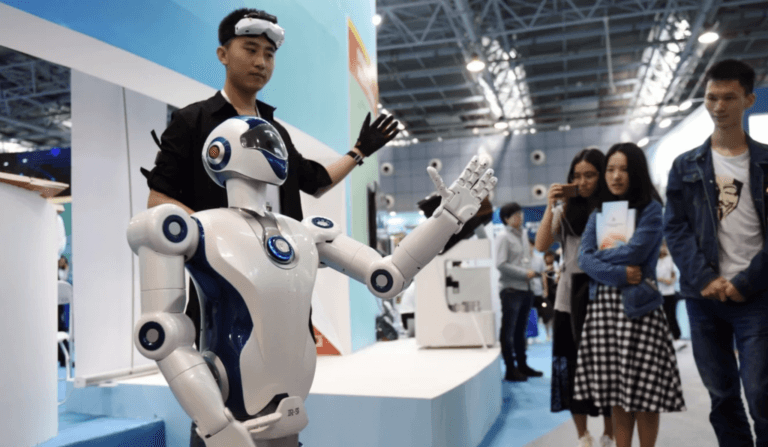 نظرة على خطّة الصين العملاقة لقيادة العالم في الذكاء الاصطناعي بحلول عام 2030