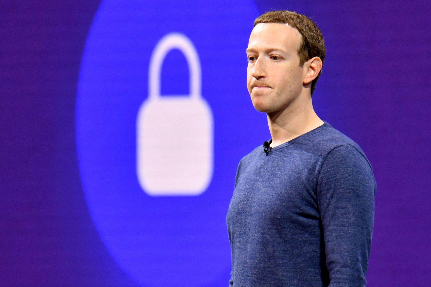 سقطات فيسبوك الأمنية.. كيف نحمي أنفسنا؟