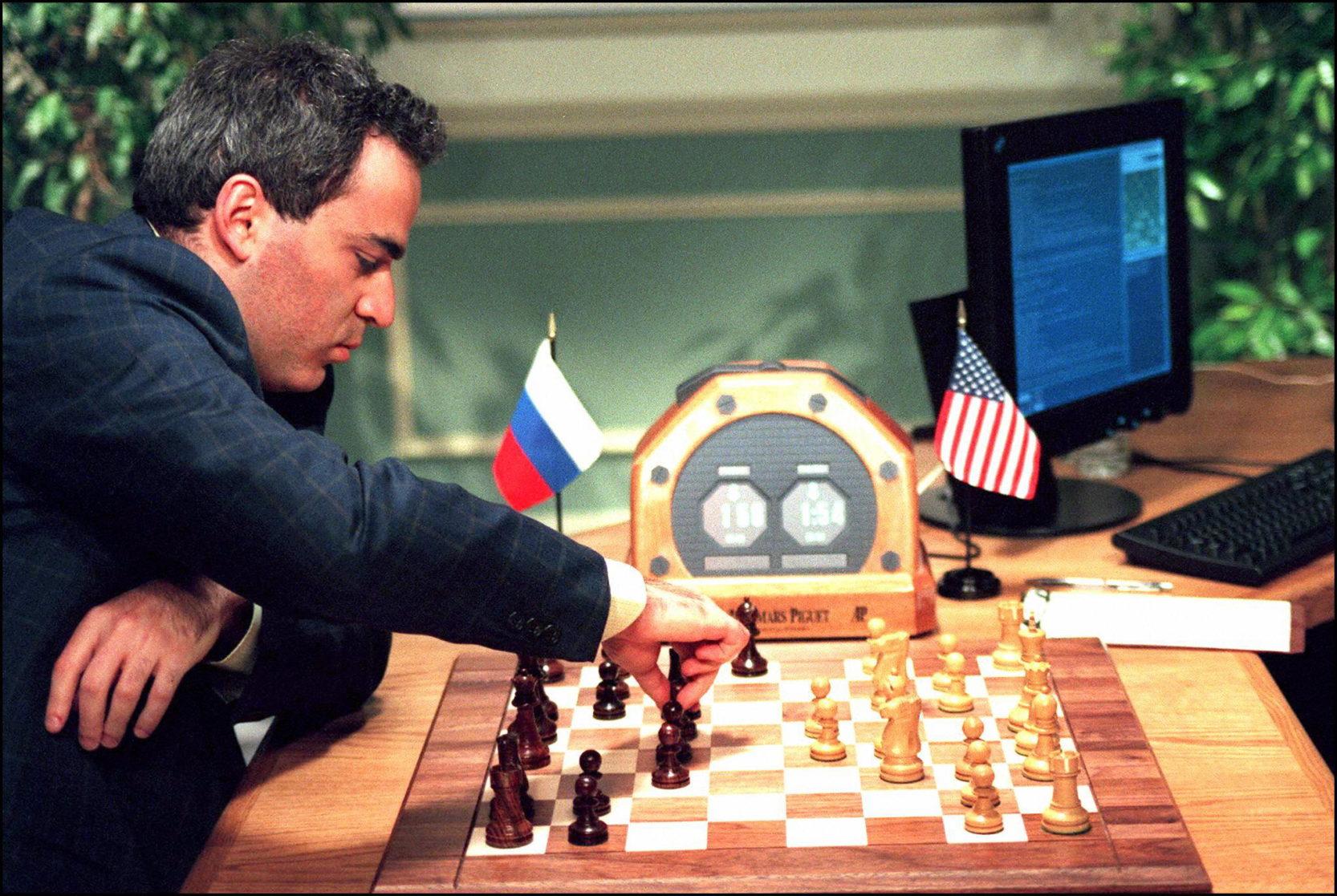 بطل الشطرنج ينهزم ضد جهاز Deep Blue… المباراة التي غيرت مجرى التاريخ