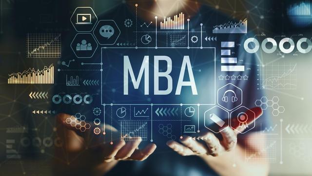10 أسباب تدفعك لدراسة ماجستير إدارة الأعمال MBA