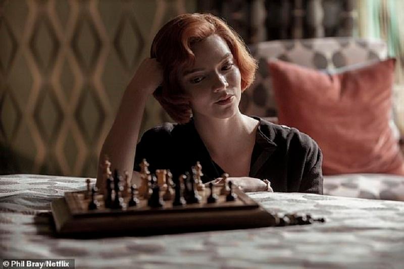 مسلسل The Queen's Gambit الأكثر مشاهدة على Netflix مع 62 مليون مشاهد!