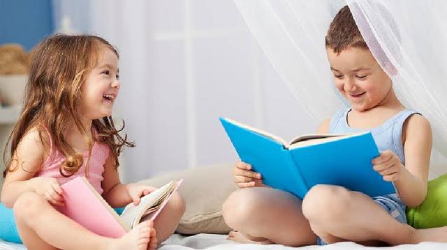 طبقًا لدراسة حديثة منشورة بمجلة أكسفورد، الأطفال الذين يقرأون يوميًا يحققون مستويات أكاديمية أعلى