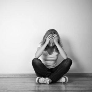 الاكتئاب أنواعه وأعراضه وعلاجه وأهمية الدعم النفسي في الشفاء
