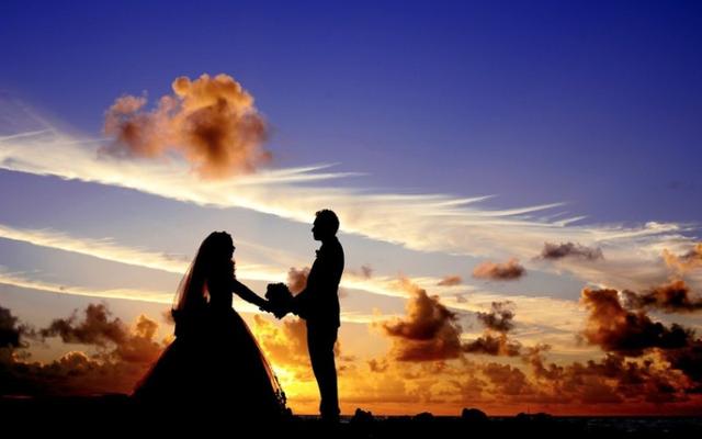 قائمة المنقولات ليست الوحيدة: أغرب عادات وتقاليد الزواج حول العالم