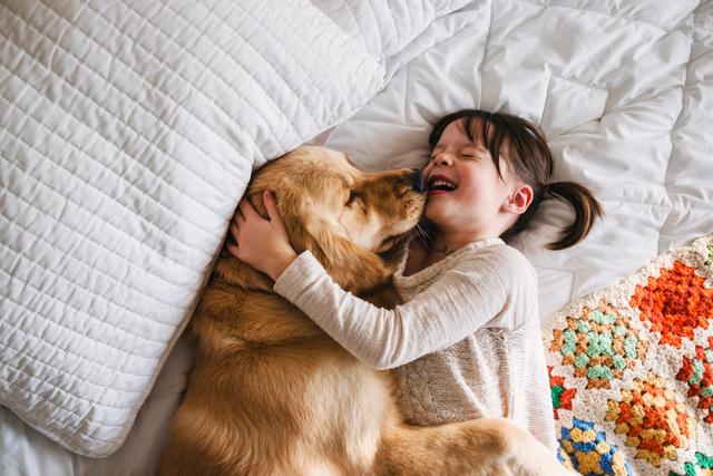 8 فوائد لتربية الأطفال مع الحيوانات الأليفة قد تدفعك لتقتني واحدًا اليوم