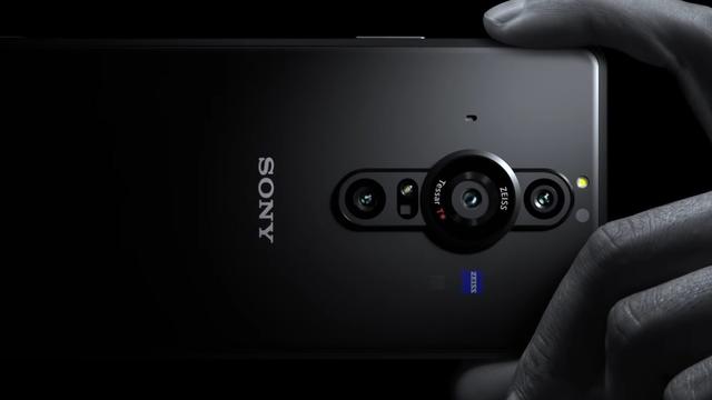 سوني تكشف رسميًا عن هاتف Xperia Pro-I.. كاميرا احترافية على شكل هاتف ذكي مع مستشعر بحجم 1 إنش!