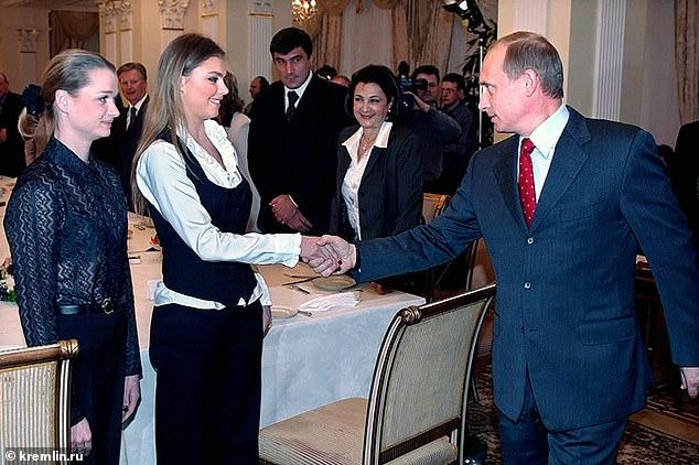 فلاديمير بوتين وألينا كاباييفا