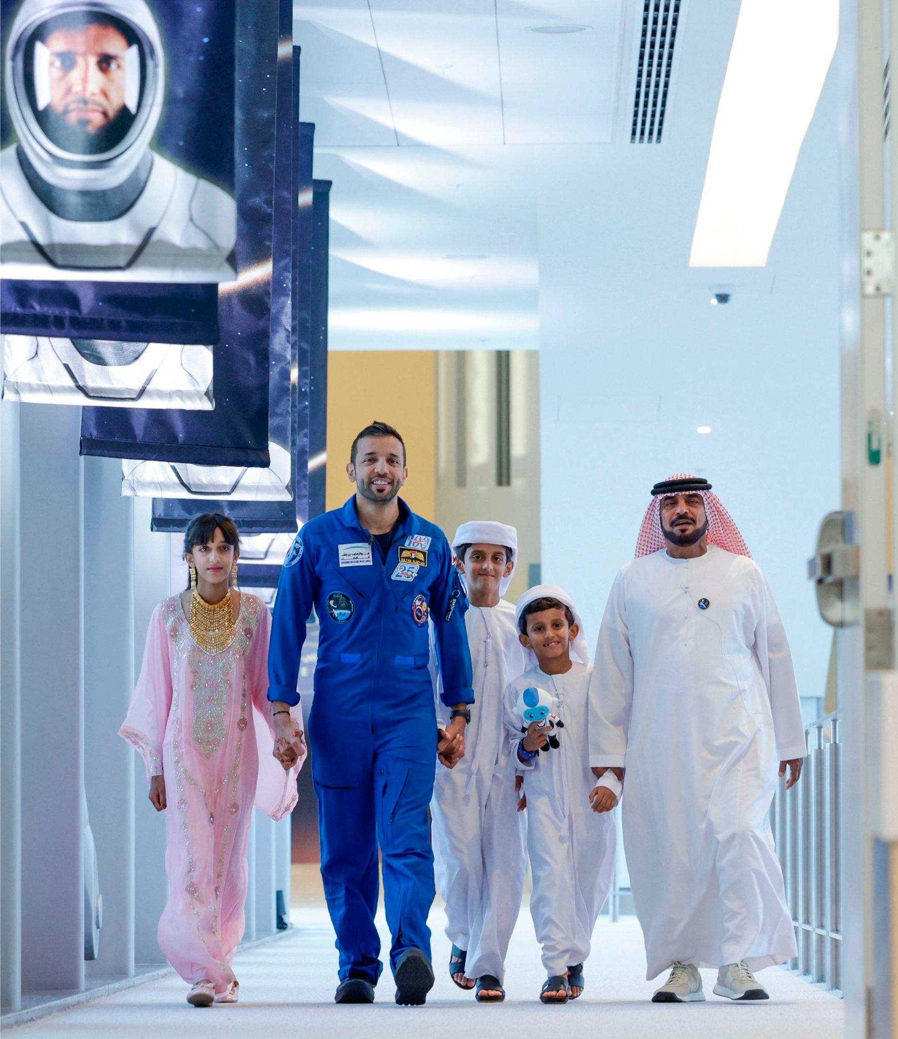 Sultan AlNeyadi's Heartfelt embrace with kids and father: The Space Plushie's touching role