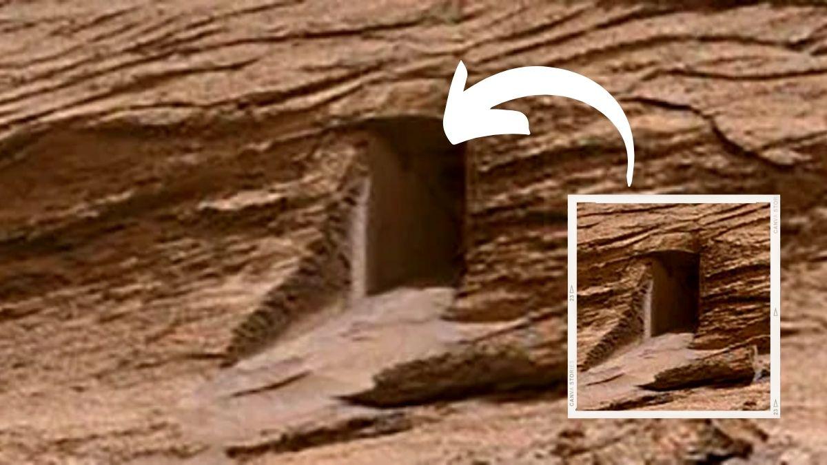 صورة لمدخل في المريخ، شبّهها الخبراء بالمقابر التي بناها الفراعنة