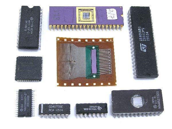 الدائرة المدمجة Integrated Circuit
