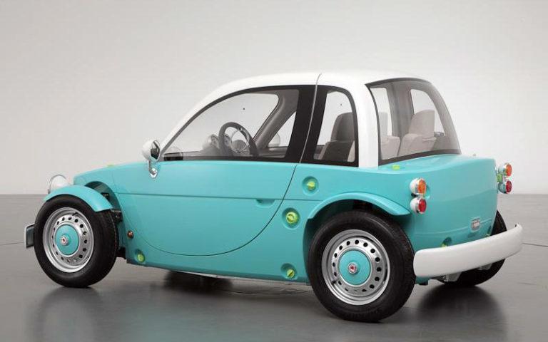 أصغر سيارة في العالم: يمكنك قيادتها لداخل غرفتك!