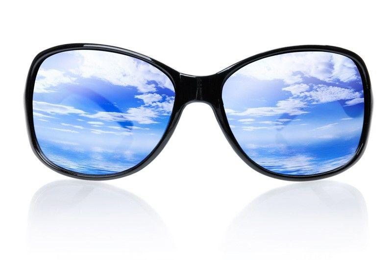 201208-omag-sunglasses-hires
